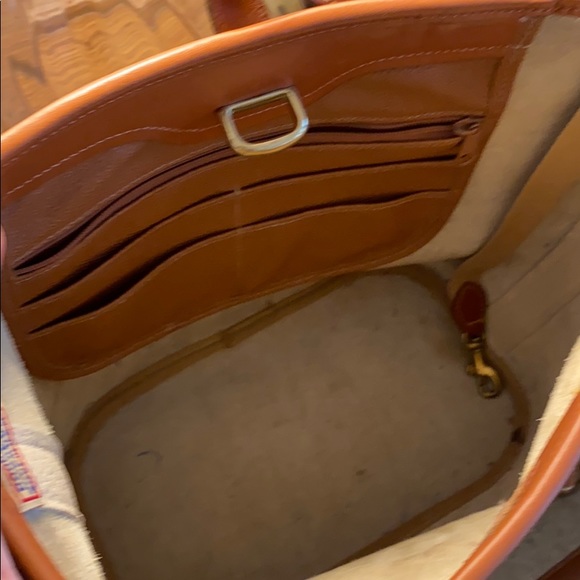 Dooney and Bourke Bag - Picture 3 of 4